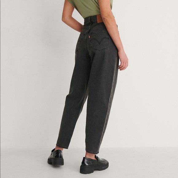 Levi's® Premium HIGH LOOSE TAPER FIT WOMEN'S PANTS - Picture 4 of 13